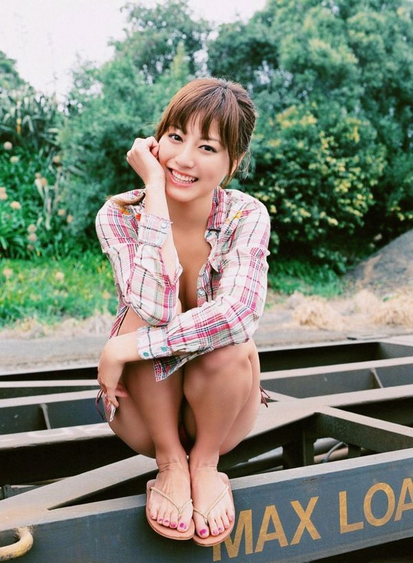 AKB48 Shihara か な Hara Mikie Mihara Yuki Cang Branch カ ナ [Weekly Playboy] 2010 No.39 Photo Magazine