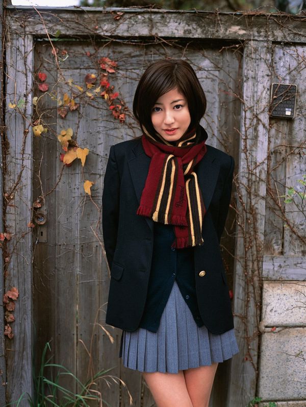 Yumi Sugimoto《 ทายาทสาวสวยสุดยอดของแท้ !!》 [YS Web] Vol.196
