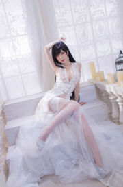 [Cosplay] Anime Blogger Shui Miao Aqua - Wedding Dress
