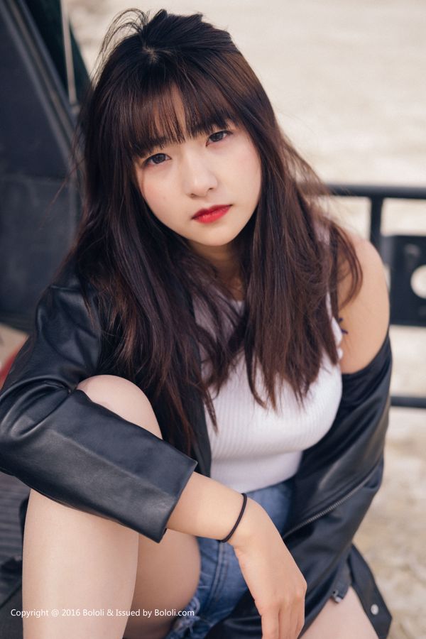 โจวเหวิน / Qiuqiu "สาวหัวรถจักรแห่งทะเลทราย" [Kimoe Moe Culture] KIM010