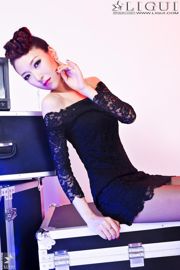 Model Wenxin "Fashionable Black Lace Girl" voltooit werken [丽 柜 贵 足 LiGui] Foto van mooie benen en jade voeten