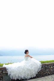 Zhang Kaijie / Zhang Yunfei "Lago del sol y la luna + Iglesia de papel (vestido de novia)"