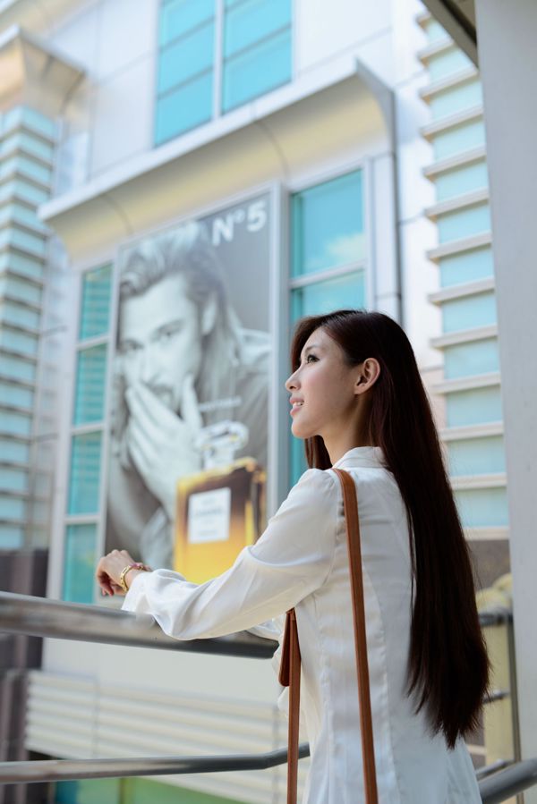 Kila Jingjing / Kim Yun Kyo "2 เซ็ต miniskirt street shooting"